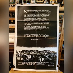 Poltergeist (1982) Original Authentic movie theater 1-sheet 42 years old read de - Picture 1 of 11
