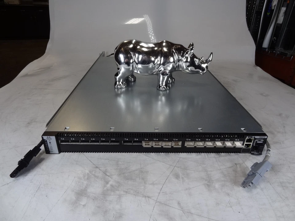 EMC 100-886-230-02 Mellanox SX6018 18-QSFP+Ports VIP InfiniBand Switch - Image 1 of 1