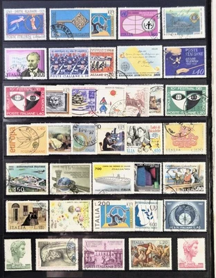 Mezcla de estampillas diarias italianas de ITALIA - 38 estampillas Italia - Vendidas como se ven - En estado bastante bueno/nuevo Foto 1 de 2