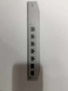 Ubiquiti UniFi XG 6 PoE, 10G 6-Port Switch with 802.3bt PoE++ (Model US-XG-6PoE) - Picture 1 of 6