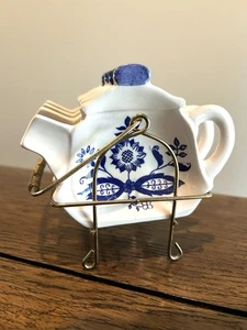 Juego de 4 bolsas de té vintage Japón cebolla azul con soporte de latón - Imagen 1 de 15