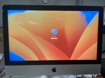 Apple iMac 21.5" 2017 Retina 4K – Complete Set with Keyboard & Mouse - Image 1 of 4