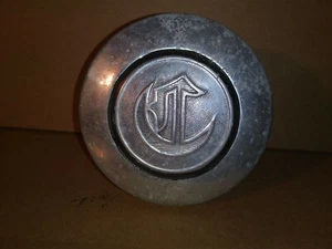 1929 ~ 30 Chrysler 66 , "Greasekeeper"  Hubcap - Picture 1 of 10