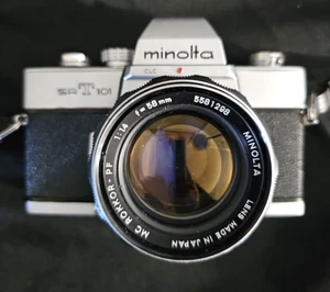 MINOLTA SRT 101 35mm CLC SLR CAMERA w/ MC ROKKOR 58mm f/1.4 LENS & CARRYING BAG - Picture 1 of 12