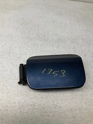 2011 - 2016 宝马 528i 535i 550i 燃油填充门盖盖油箱外壳 原始设备制造商 — 第 1/4 张图片