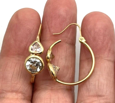 Hermoso aro redondo italiano de oro amarillo de 18 quilates de 1,50 mm de espesor 23,00 mm redondo Foto 1 de 4