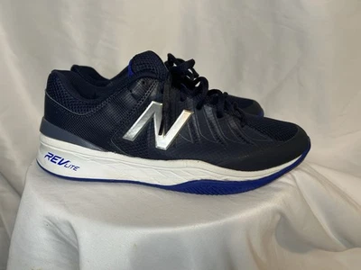 Zapato Tenis New Balance 1006 Para Hombre 8.5 MC1006PU Azul Marino Plateado Blanco Gran Forma Foto 1 de 4