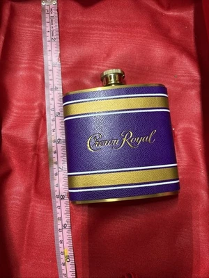 Frasco de acero inoxidable Crown Royal púrpura/oro 6 oz Foto 1 de 2