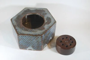 TATSUZO SHIMAOKA IKEBANA VASE  -  (SIGNED WITH BOX AND IRONWOOD FLOWER FROG !!)  - Picture 1 of 12