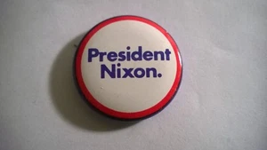  Antiguo Pin Político Vintage "PRESIDENTE NIXON" 1 1/8 " - Imagen 1 de 4