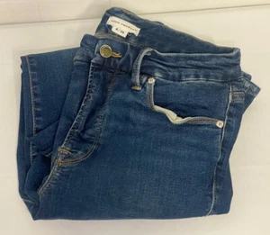GOOD AMERICAN GOOD LEGS JEANS MID RISE SIZED 8/29 - Picture 1 of 7