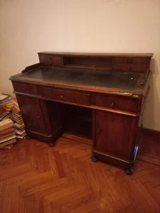 scrivania antica in noce Luigi Filippo - Foto 1 di 11