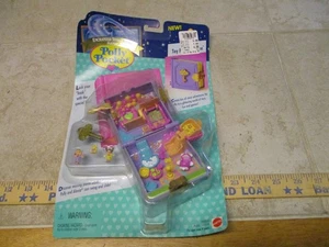 Vintage Polly Pocket Spielzeug Spaß Spielhaus verzauberte Geschichtenbücher #16850 1996 neuwertig in Verpackung neu aus altem Lagerbestand - Bild 1 von 9