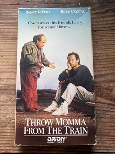 Throw Momma from the Train VHS Movie Danny Devito Billy Crystal Rated PG13 - Picture 1 of 8