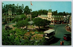 Cartolina vintage Disneyland Town Square Main Street ""Carrozza senza cavalli - Foto 1 di 2