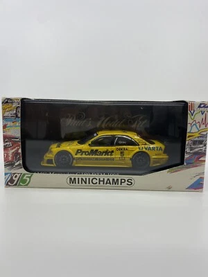1:43 Minichamps Mercedes Clase C #5 Presentación DTM '95 Foto 1 de 4