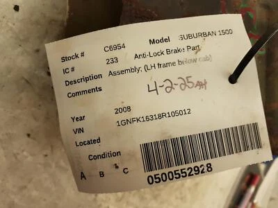 Conjunto de bomba y motor ABS usado se adapta a: Chevrolet Suburban 1500 2008 montaje LH Foto 1 de 4