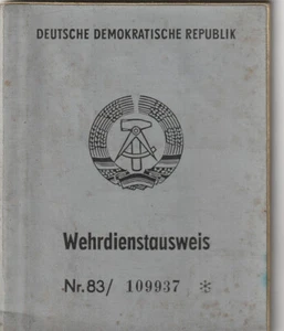 Tarjeta de servicio militar NVA servida en 2 ejércitos NVA y Bundeswehr 2 países RDA BRD - Imagen 1 de 9