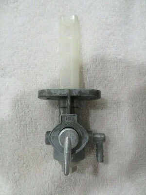 Suzuki Nuevo GN250 DS100/125 TS100/125/185/250 1979-1994 Fuel Petcock 44300-22076  Foto 1 de 4