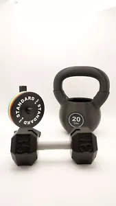 Juego de escritorio para amantes del gimnasio | Portatarjetas con mancuernas, posavasos con barra y soporte para bolígrafo - Imagen 1 de 14