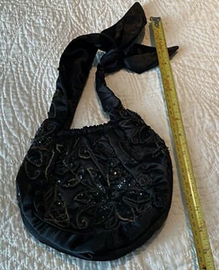 PRELOVED BLACK SEQUINNED EVENING PURSE - SHOULDER BAG - Picture 1 of 8