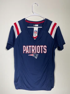 New England Patriots Women's Medium Jersey T-Shirt - Team Apparel - NWT - Picture 1 of 6