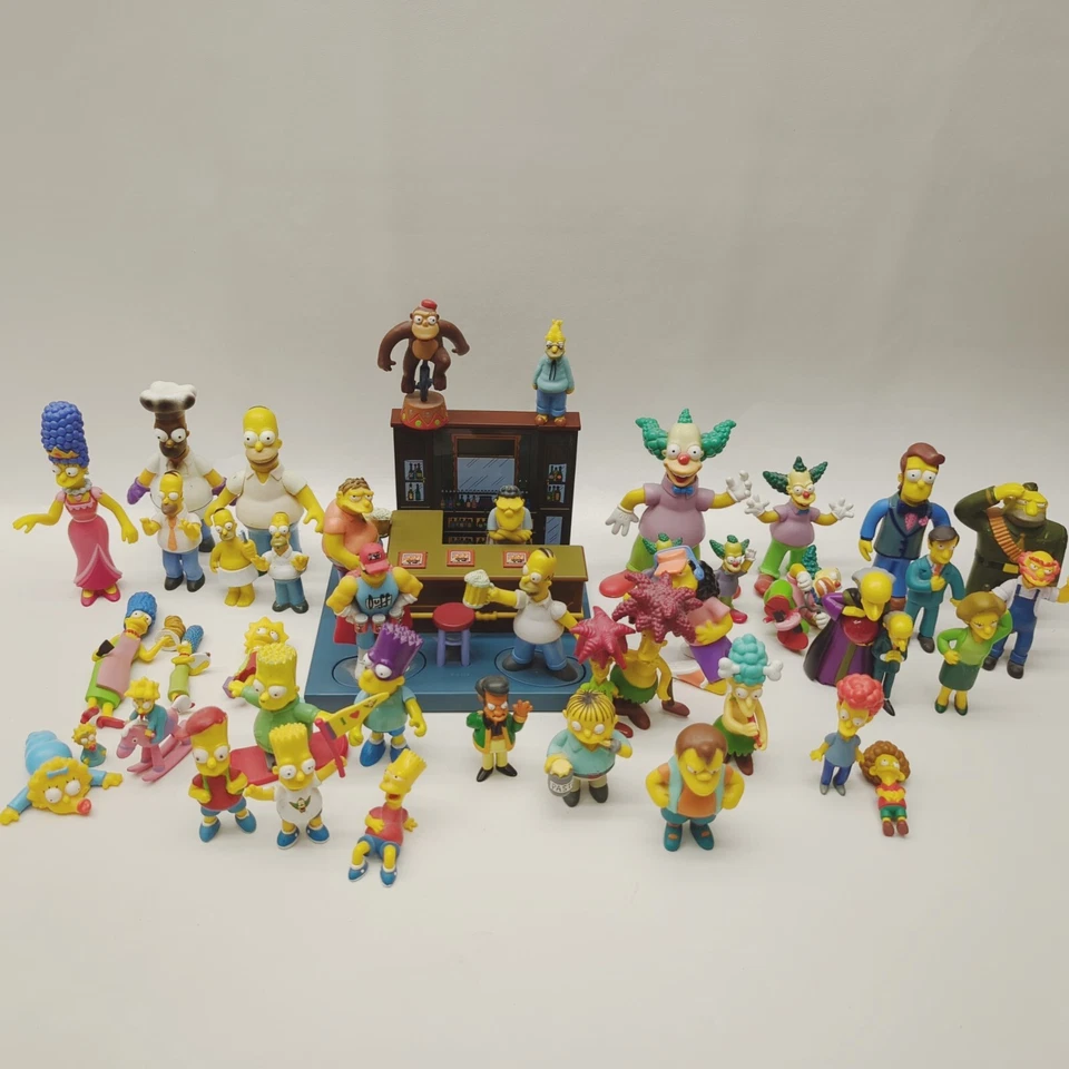*JOBLOT* The Simpsons Matt Groening Toy Figurine Figure 40+ Characters - Image 1 of 4
