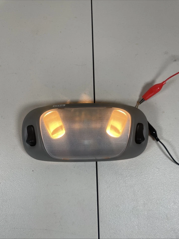 97-04 Ford Super Duty F-150 F-250 F-350 Excursion DomeLight Overhead Gray TESTED - Image 1 of 4