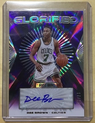 🔥2023-24 Recon Glorified Signatures Auto Purple Dee Brown Celtics SSP #’d /25 - Image 1 of 2