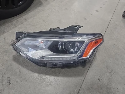 OEM | 2018-2021 Chevy Traverse Xenon HID Faro (izquierdo/conductor) #84573719 Foto 1 de 4