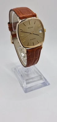 Bulova Vintage 1980's 9ct Gold Gents Quartz Watch with Champagne Dial. - Image 1 of 4