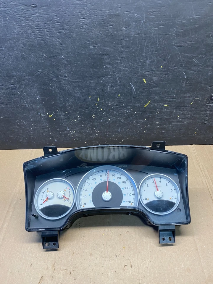 Dodge Durango 2004 velocímetro cuadro de instrumentos calibre OEM R8821 DG Foto 1 de 4