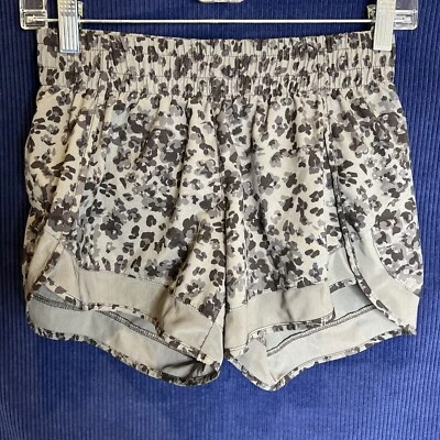Pantalones Cortos de Correr Athleta Para Mujer Talla XXS Estampado de Guepardo Gris Negro Malla 4" Foto 1 de 4
