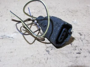 VW New Beetle Mk1 98-10 2.0 AQY engine oil level sensor connector plug 1J0907660 - Picture 1 of 4