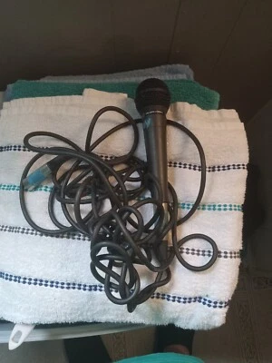 V-Tech model VT-1080 Uni-Directional 600 ohms Microphone, Untested with cord - Image 1 of 4