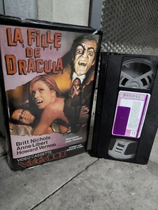 Vhs La Fille De Dracula Rare Jess Franco Videobox - Foto 1 di 1