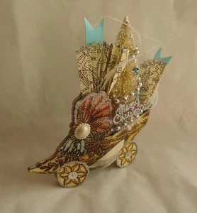 Zapato de estilo victoriano romano con ventilador y cartón de árbol papel artesanal de pie 34883 - Imagen 1 de 3