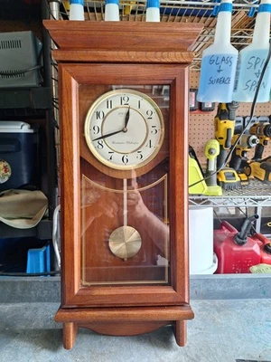 Reloj de Pared Seiko Madera Oscura Acabado Roble Westminster Timbre Batería Péndulo Foto 1 de 4