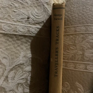 Traveller's Tracks by George Farwell Vintage Australian travel guide 1949 - Picture 1 of 5