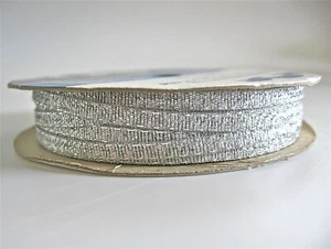 OFFRAY SPOOL MATALLIC SILVER RIBBON - 1/8 in - 5 YARDS - Picture 1 of 2