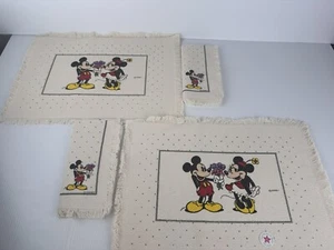Juego de 2 manteles y servilletas vintage de Mickey y Minnie Mouse de Disney - crema - Imagen 1 de 22
