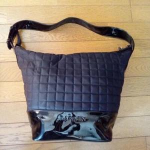 LANVIN enamel quilting Shoulder bag vintage black zip authentic logo woman - Picture 1 of 10
