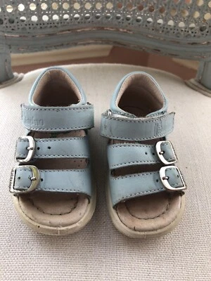 Sandalias de cuero marca europea Naturino para bebé unisex talla Euro 18/ EE. UU. 2,5 Foto 1 de 4