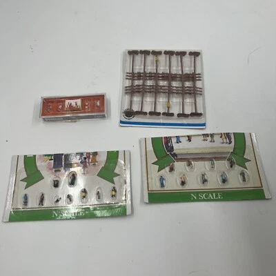 LOT Model Scale Deacon, Station People, Telephone Pole Bachman & Preiser - Image 1 of 4