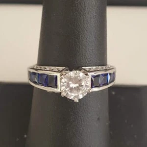 Sterling Silber 925 Synthetischer Saphir Kristall Ring Gr. 7 1/2 Neu ohne Etikett - Bild 1 von 10