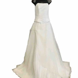 Maggie Sottero Brautkleid Etikett 12 trägerlos Brautkleid weiß Prinzessin gerafft - Bild 1 von 15