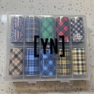 Paquete de 10 láminas de transferencia a cuadros de uñas jóvenes nuevas en caja a cuadros de Navidad - envío gratuito - - Imagen 1 de 3