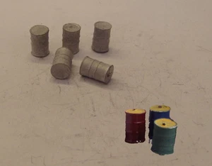 P&D Marsh OO Gauge PW124 Oil drums (5) castings require painting - Picture 1 of 1