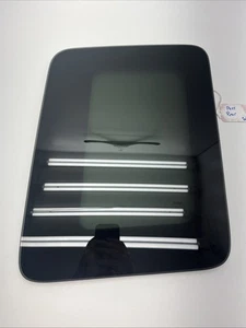 1999 ford ranger ext cab Passenger RH Rear window Non Opening OEM - Picture 1 of 8