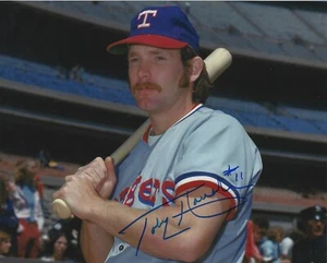 Signed 8x10 TOBY HARRAH Texas Rangers Autographed photo - COA - Picture 1 of 1